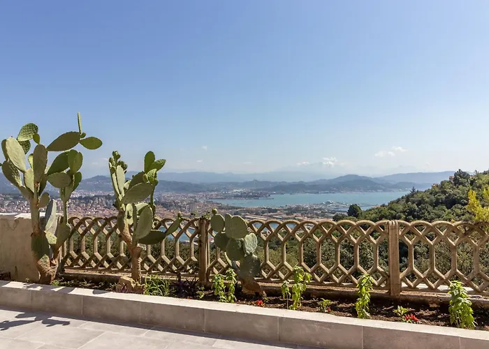 Golden View Holidays